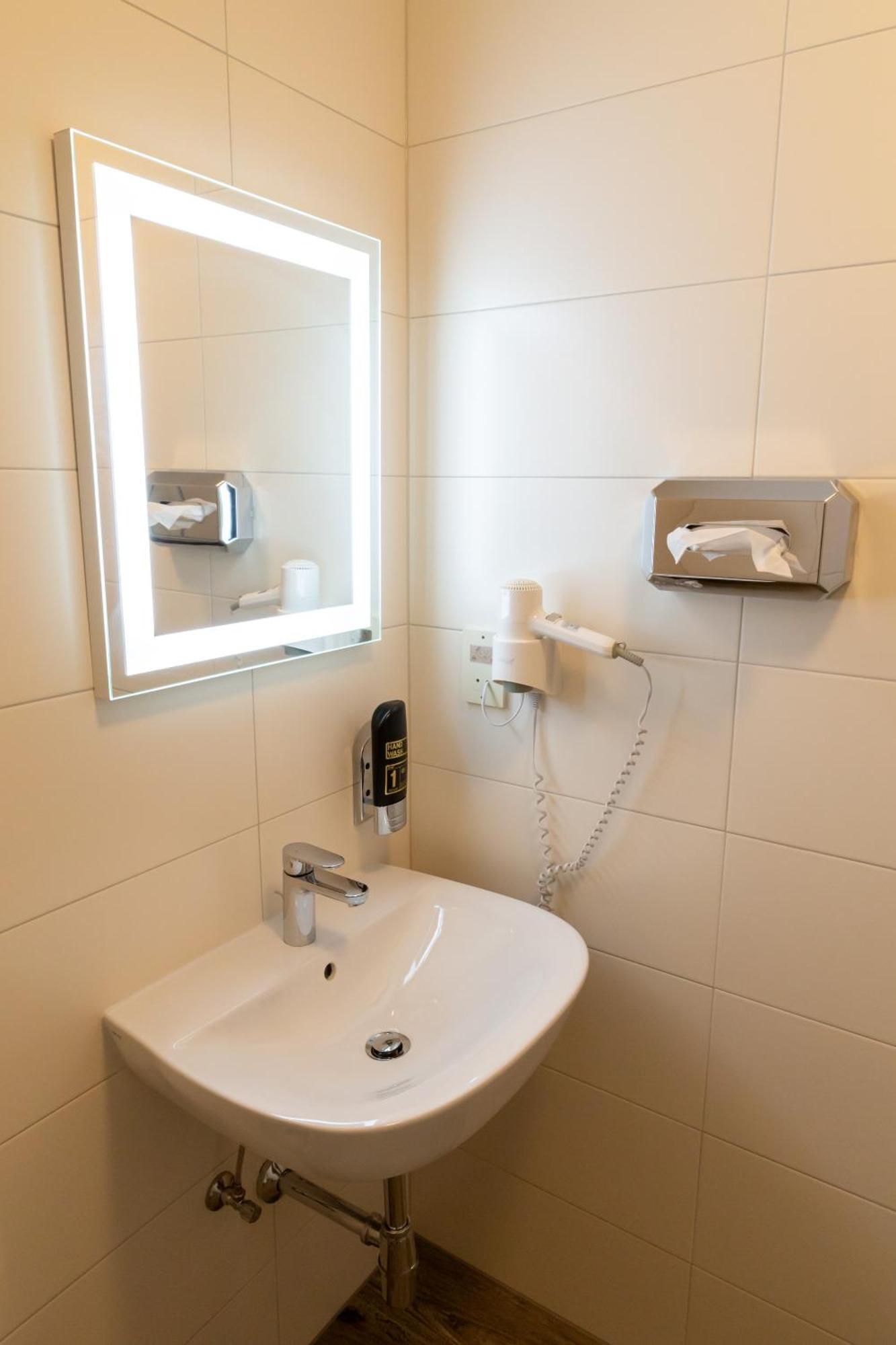 Metzgerwirt Vieh Heli Hotel Bad Goisern Ngoại thất bức ảnh