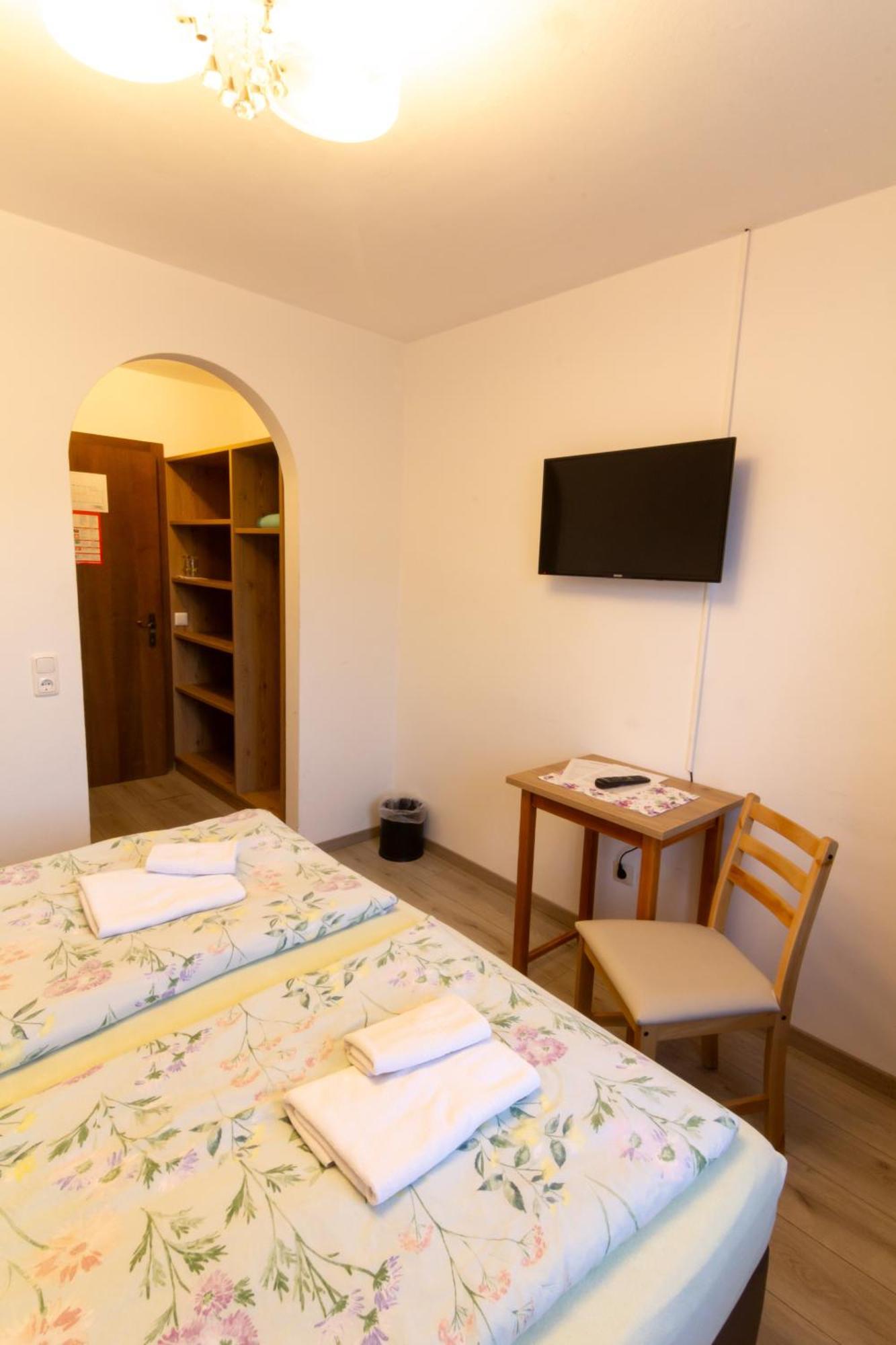 Metzgerwirt Vieh Heli Hotel Bad Goisern Ngoại thất bức ảnh