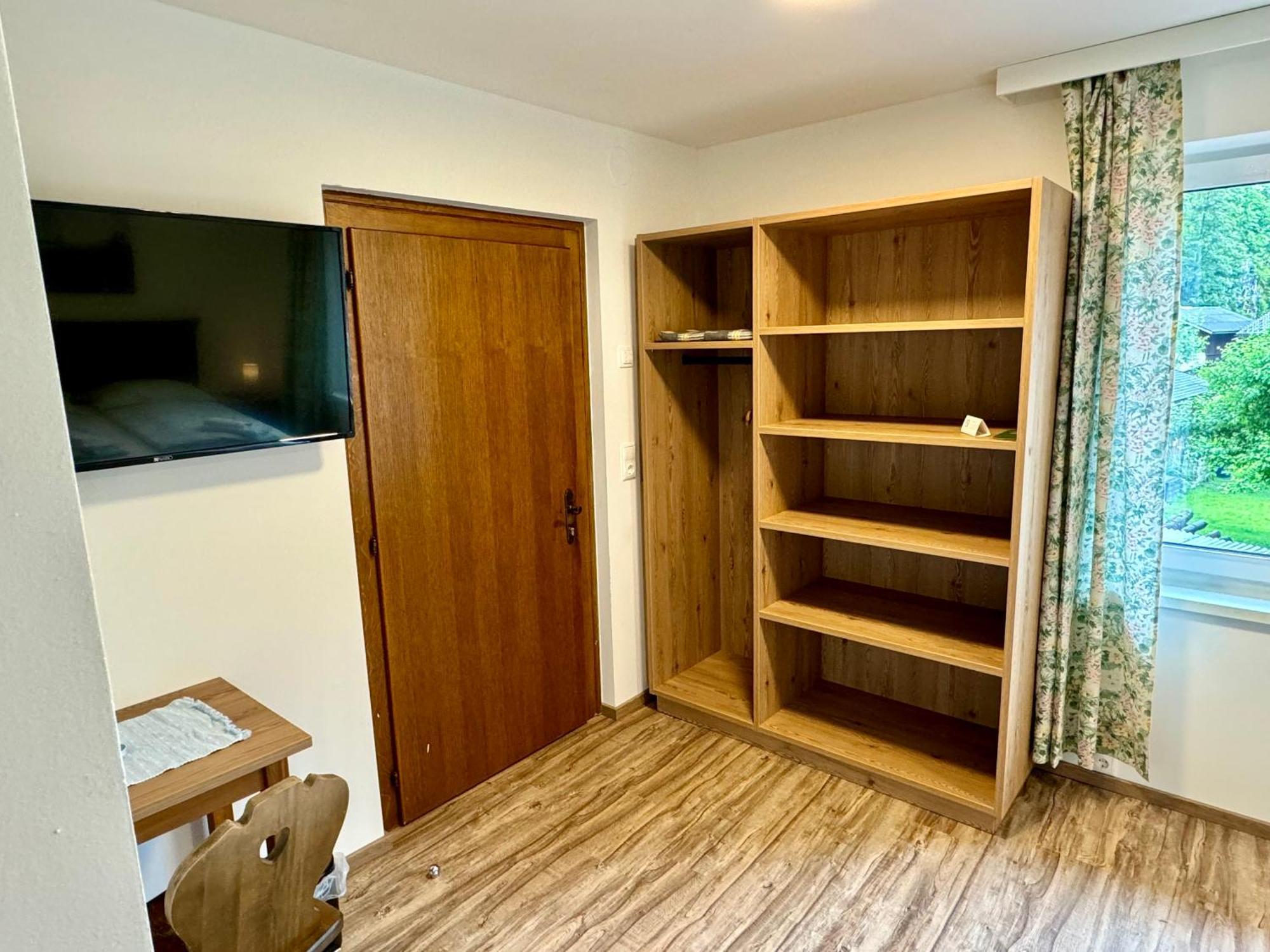 Metzgerwirt Vieh Heli Hotel Bad Goisern Ngoại thất bức ảnh