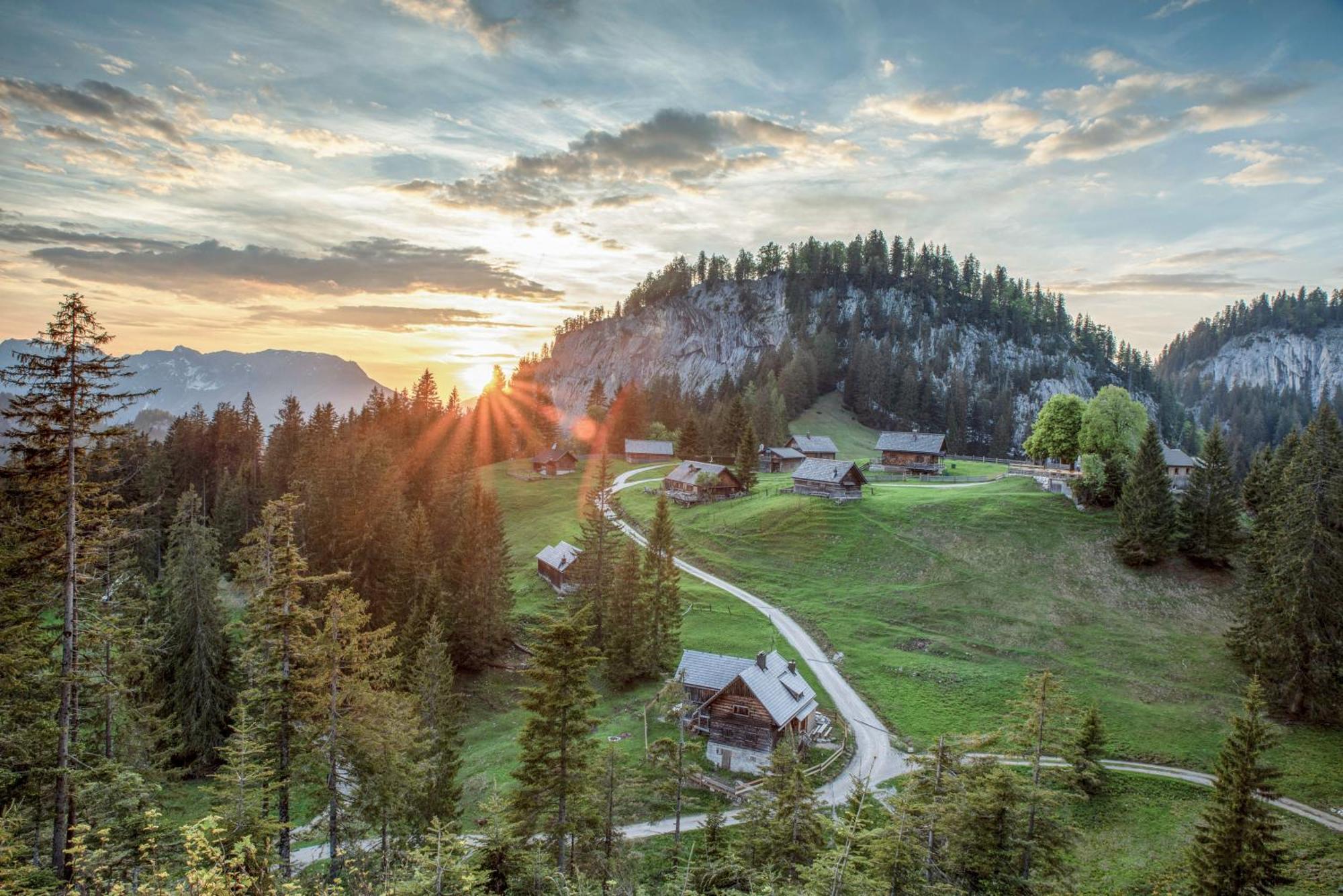 Metzgerwirt Vieh Heli Hotel Bad Goisern Ngoại thất bức ảnh