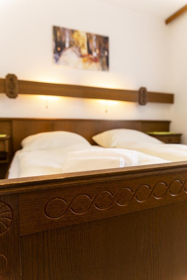 Metzgerwirt Vieh Heli Hotel Bad Goisern Ngoại thất bức ảnh